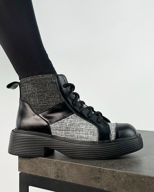 Фото: «Йоркширские» ботинки на платформе. Купить со скидкой 11%.